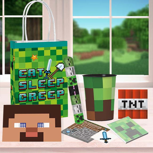 Minecraft Deluxe Kraft Bag with 7 Gifts